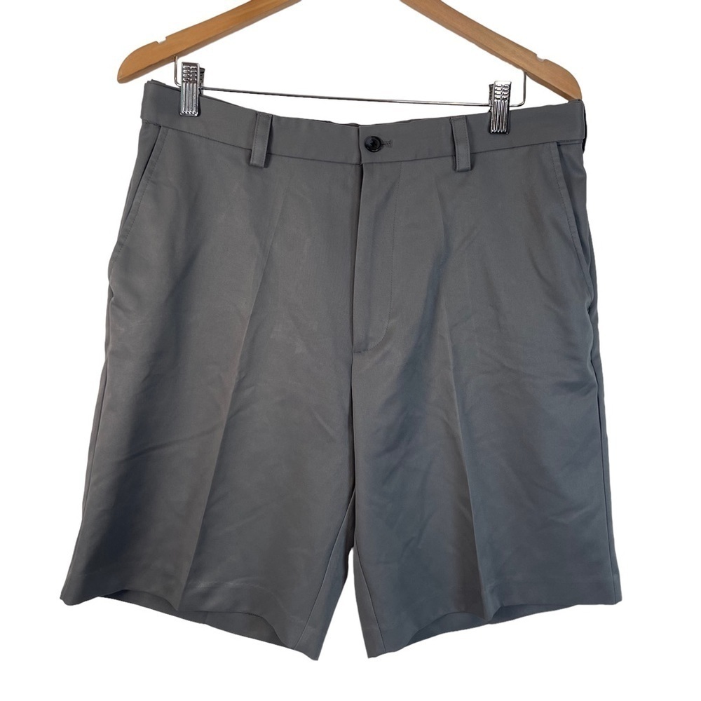 IZOD Men’s Grey Slash Pocket Golf Shorts Size 34